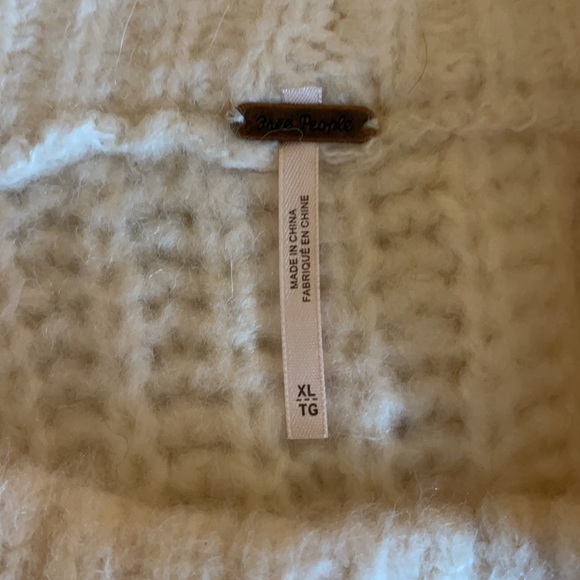 NEW Free People Alpine Pullover in Snowy Forest - Picture 8 of 14